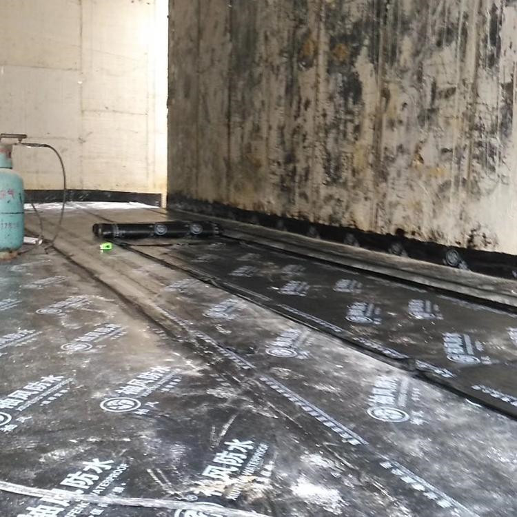 白云屋面漏水补漏