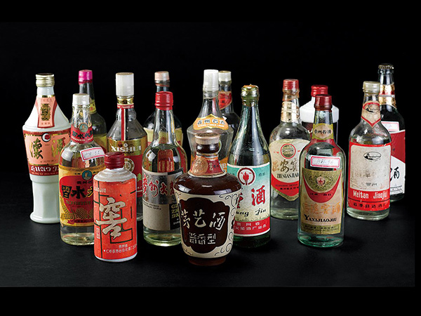 海口甲子镇五粮液年份酒礼盒回收
